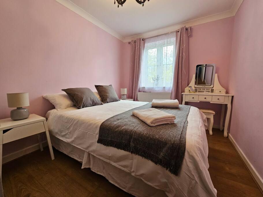 Lovely Flat Close To Shepherd'S Bush Apartment London Exterior photo
